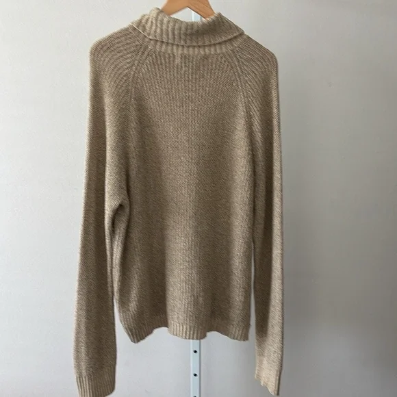 Urban Outfitters Sweater Mens L Beige Turtleneck Quiet Luxury Cottagecore Preppy - Picture 5 of 14